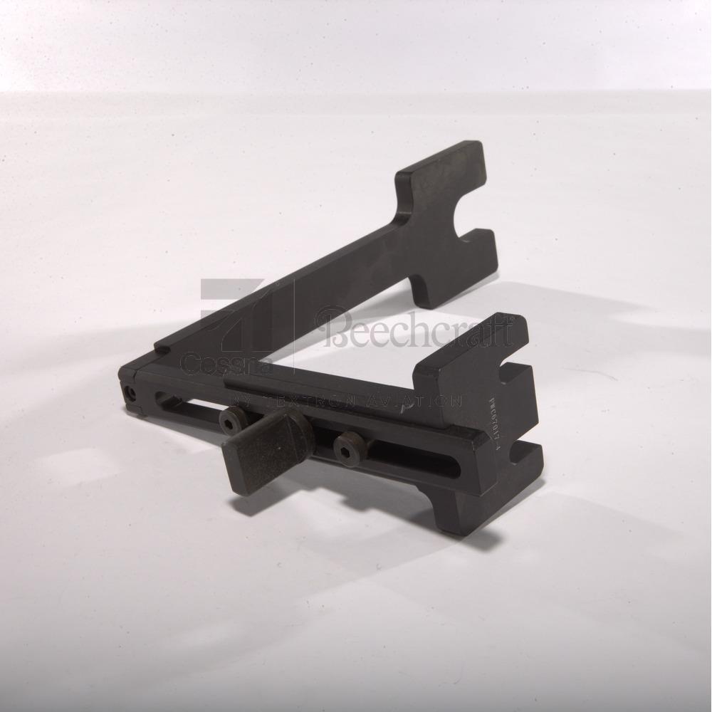 PWC67017|TOOL BRACKET