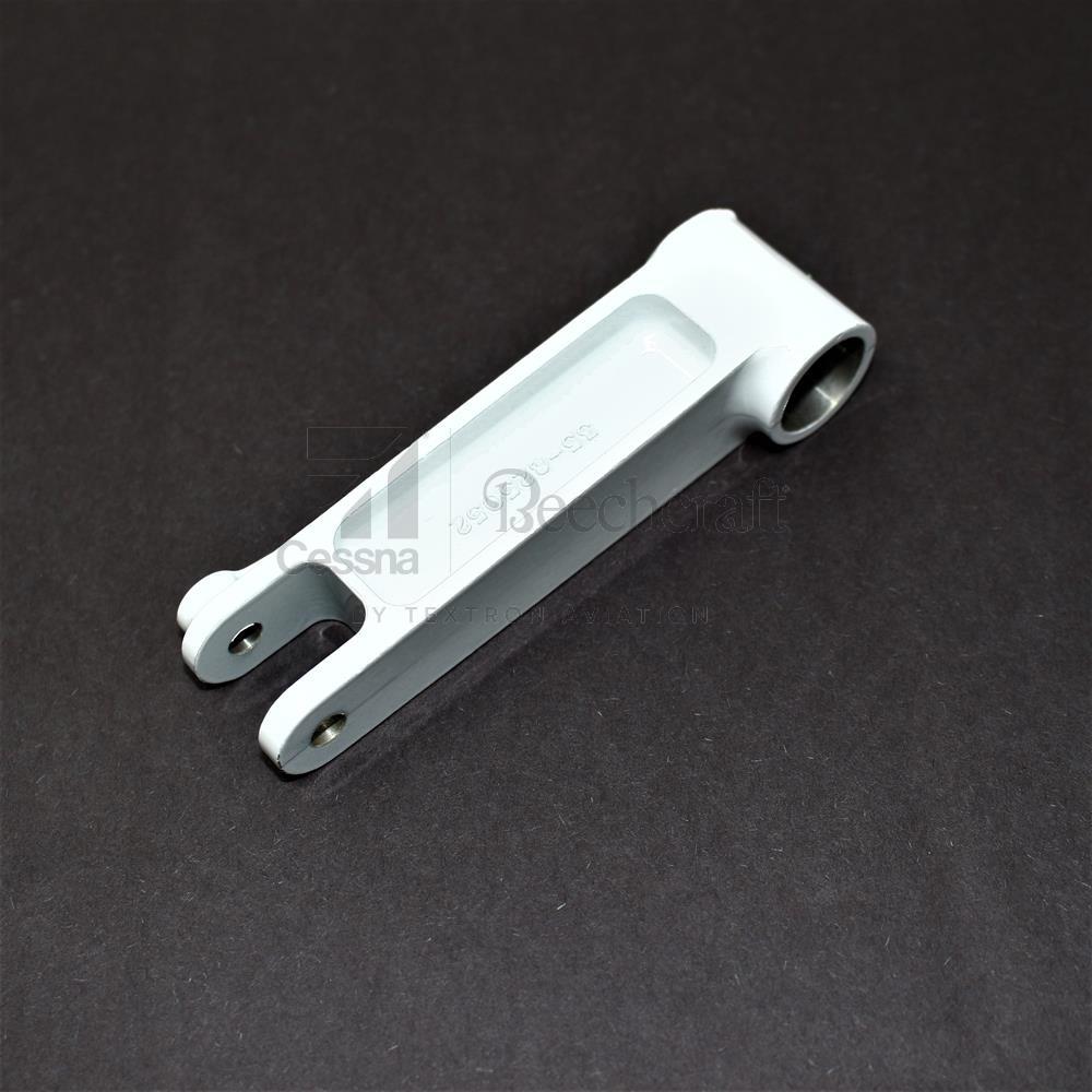 35-825052-8|ARM- STEERING ROD IDLER